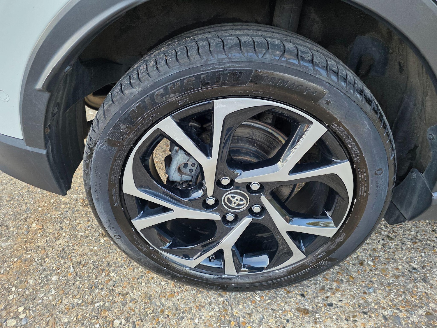 Used Toyota C-HR for sale - 76989263: Photo 35