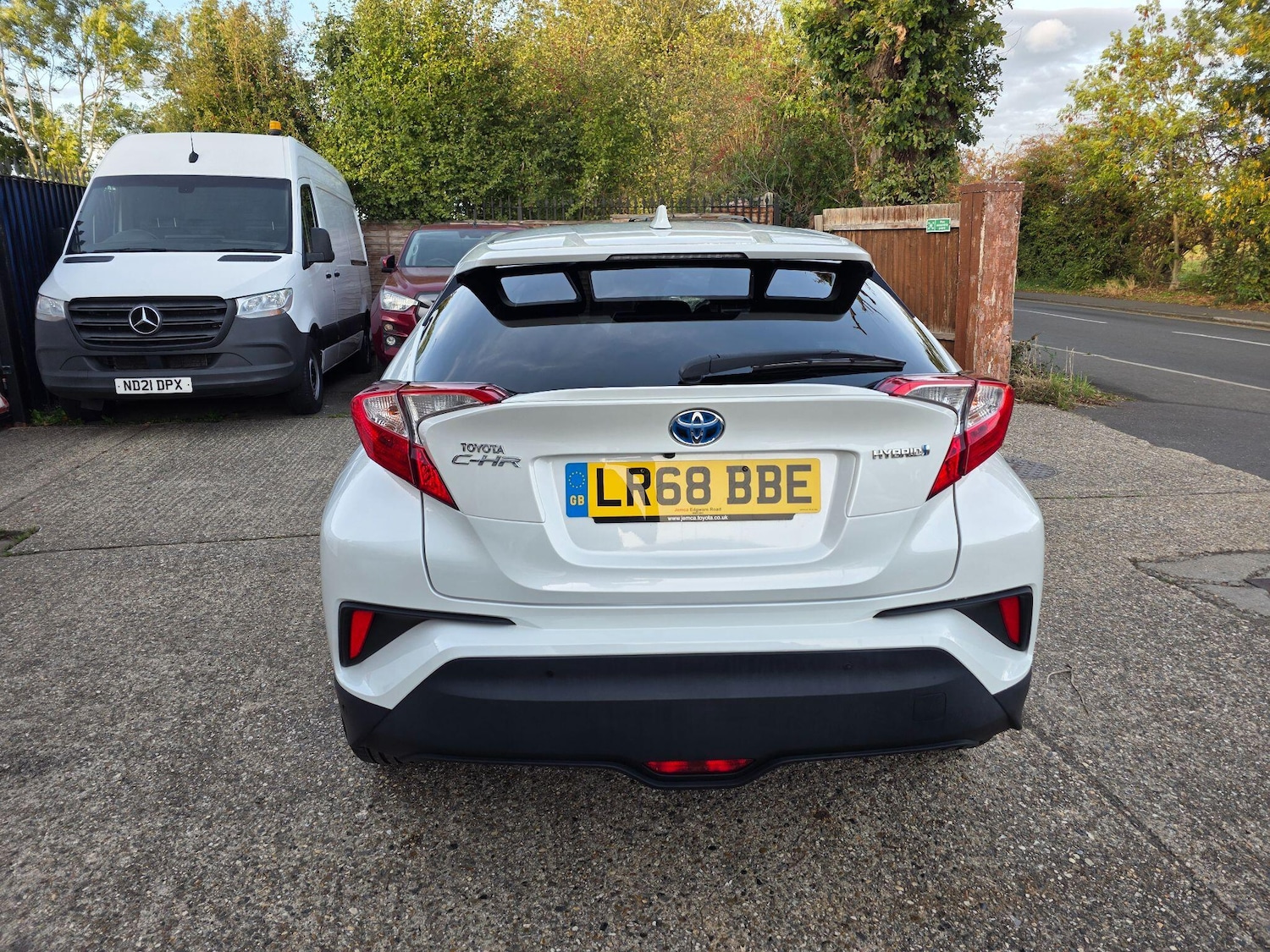 Used Toyota C-HR for sale - 76989263: Photo 4