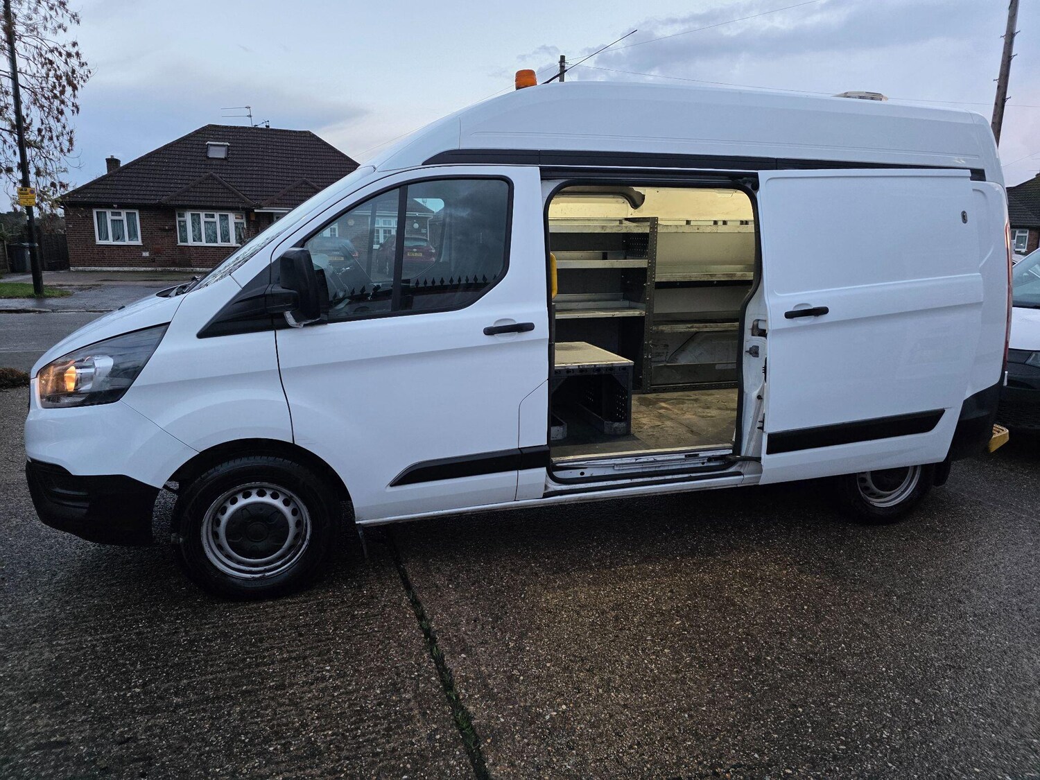 Used Ford Transit Custom 2018 for sale - 76538227: Photo 8