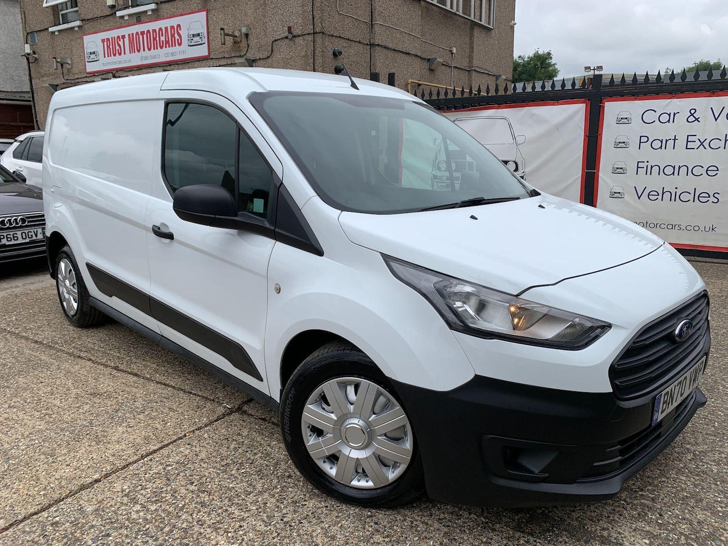 Used Ford Transit Connect 2020 for sale - 77351468: Photo 1