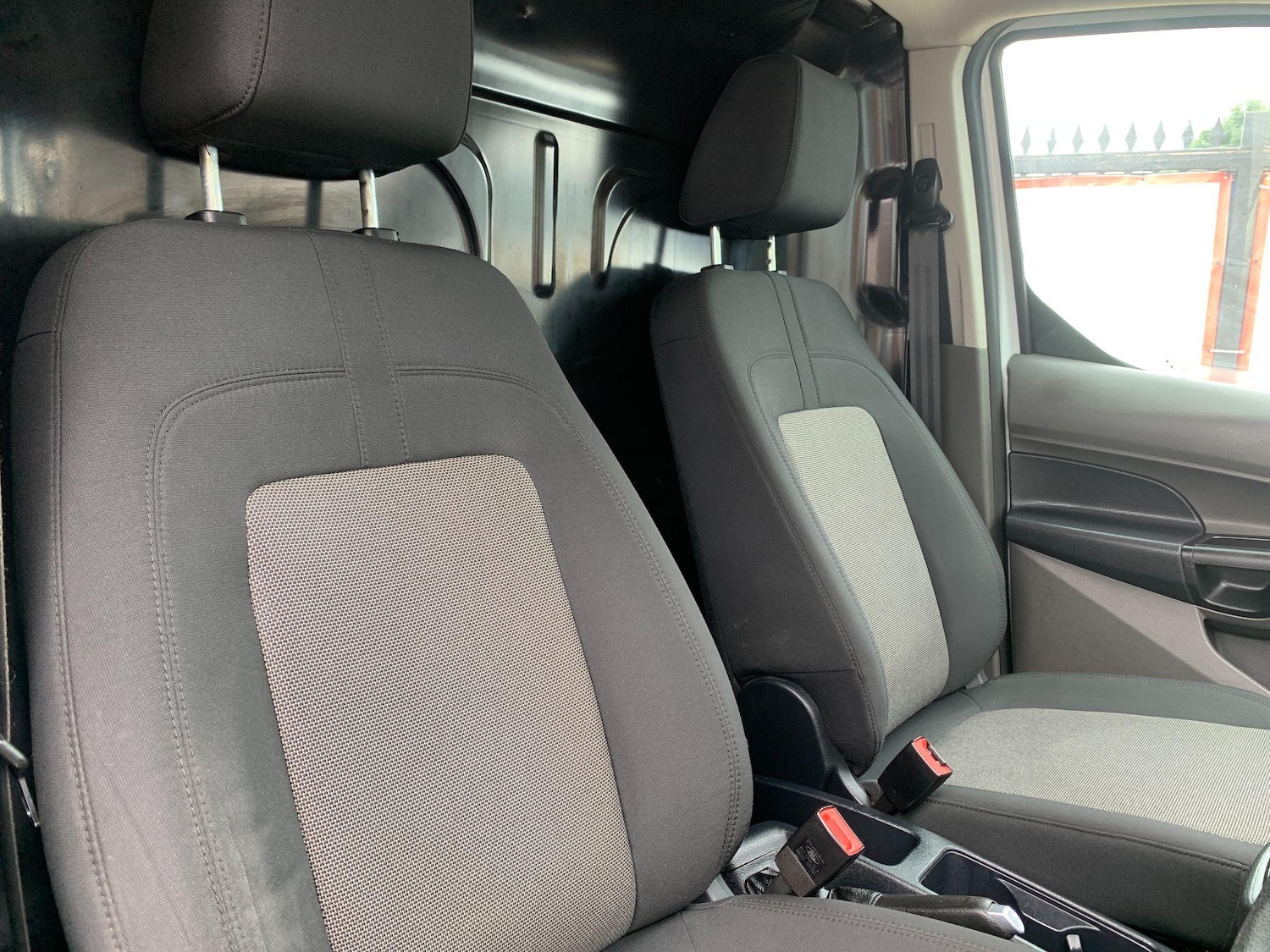 Used Ford Transit Connect 2020 for sale - 77351468: Photo 18