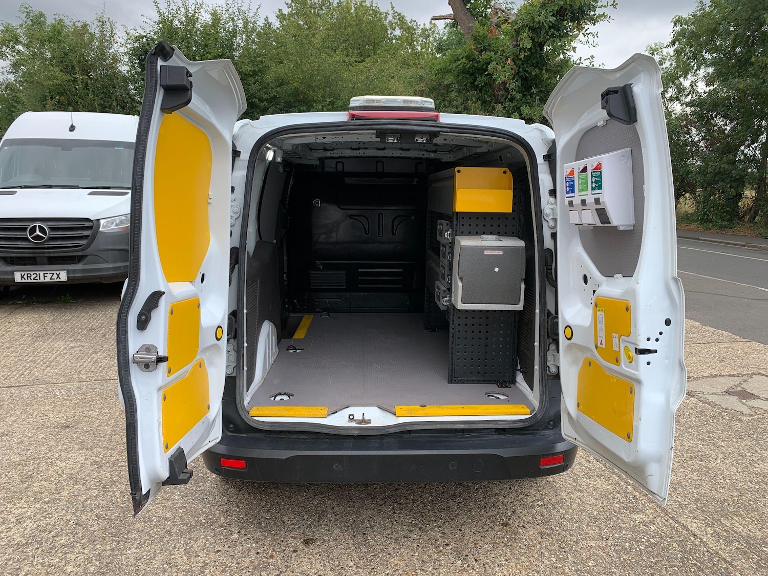 Used Ford Transit Connect 2020 for sale - 77351468: Photo 5