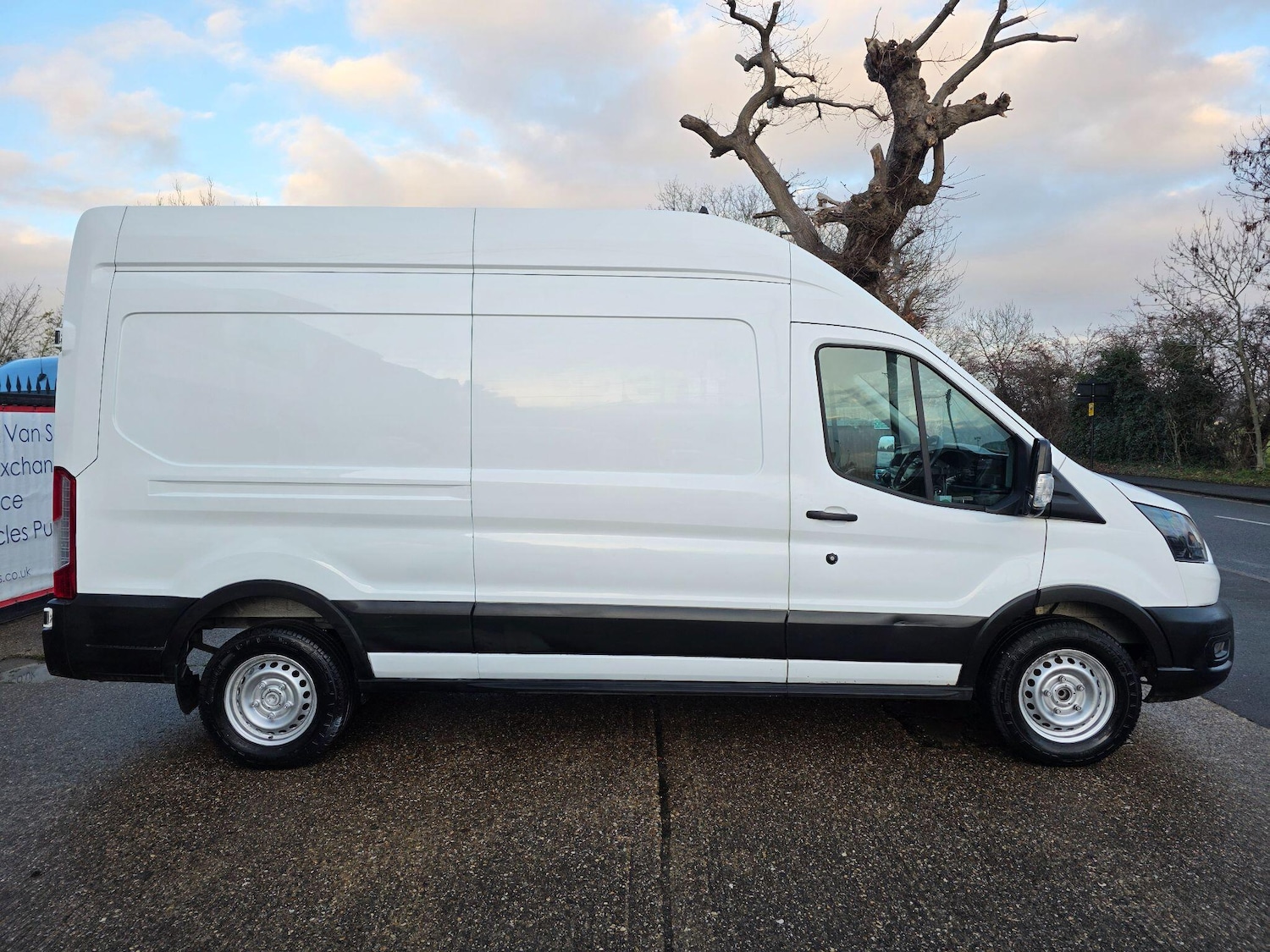 Used Ford Transit for sale - 77175799: Photo 2
