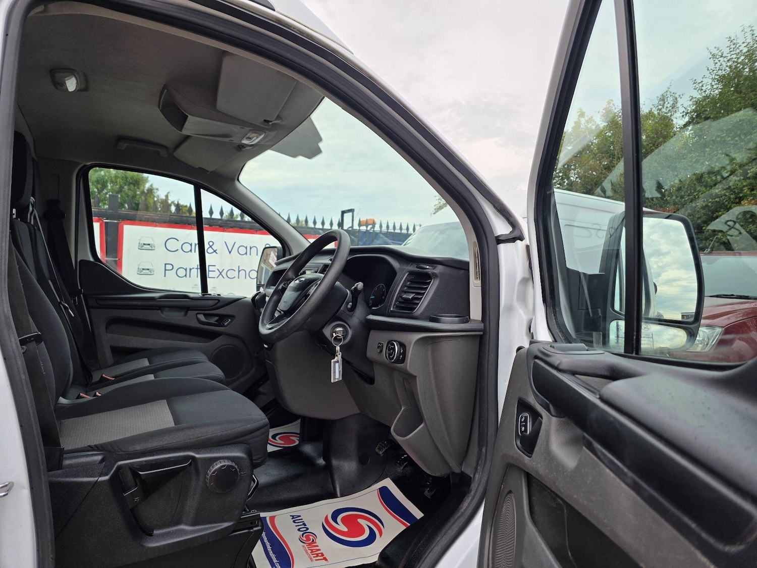 Used Ford Transit Custom 2018 for sale - 76991400: Photo 19