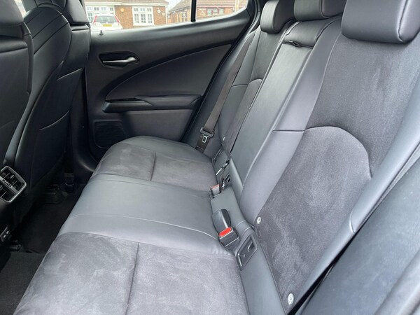 Used Lexus UX 2022 for sale - 73140012: Photo 20