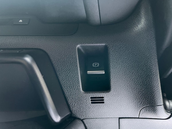 Used Lexus UX 2022 for sale - 73140012: Photo 31