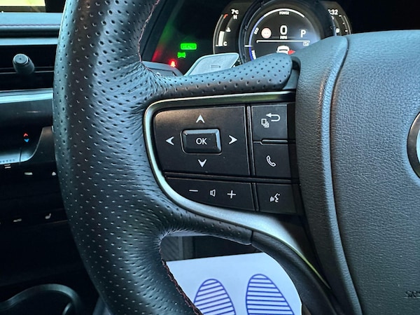 Used Lexus UX 2022 for sale - 73140012: Photo 39
