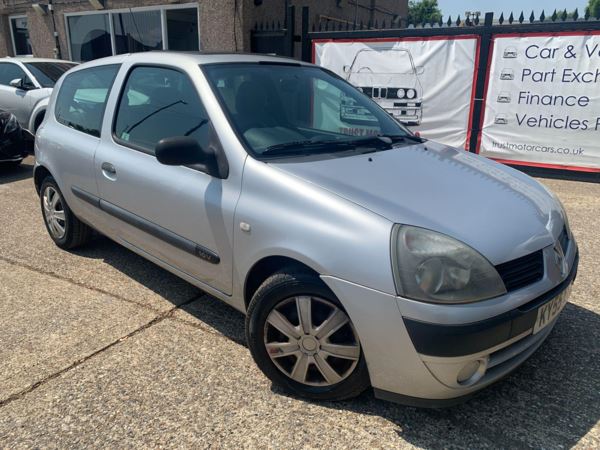 Cheap Renault Clio (55) - 1.2 16v Expression 3dr for sale in East Bedfont, Greater London