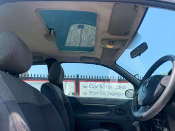 Used Renault Clio 2005 for sale - 75023929: Photo