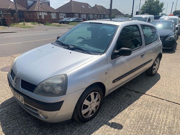 Used Renault Clio 2005 for sale - 75023929: Photo 8