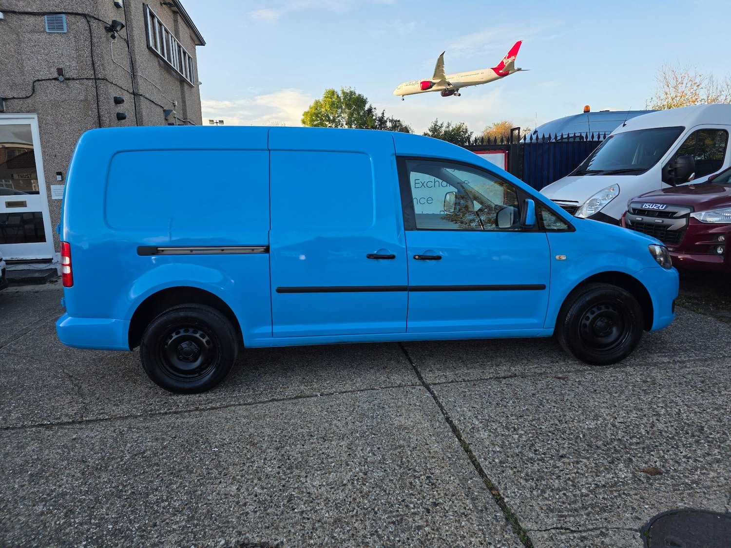 Used Volkswagen Caddy 2015 for sale - 76377226: Photo 2