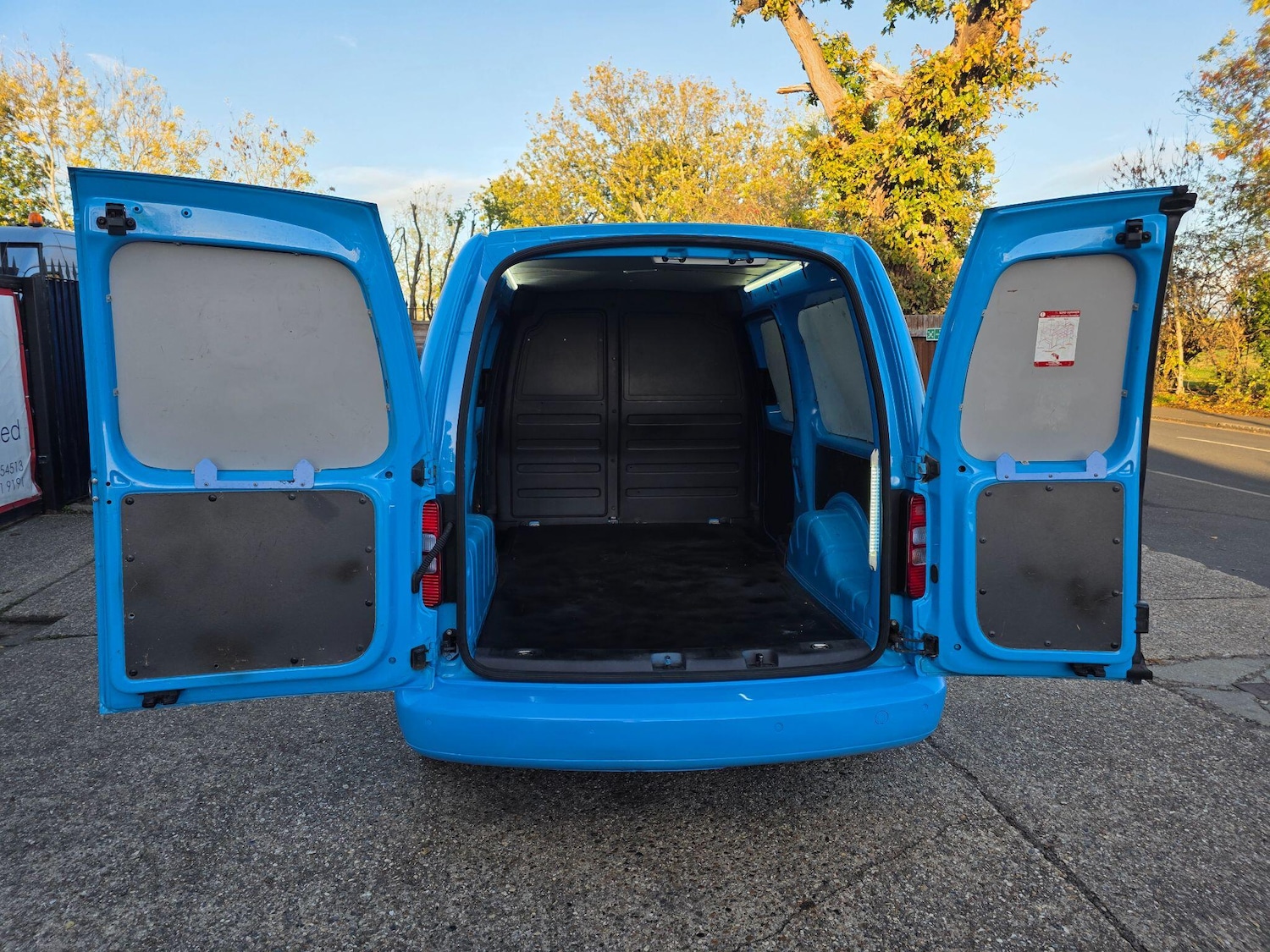 Used Volkswagen Caddy 2015 for sale - 76377226: Photo 6