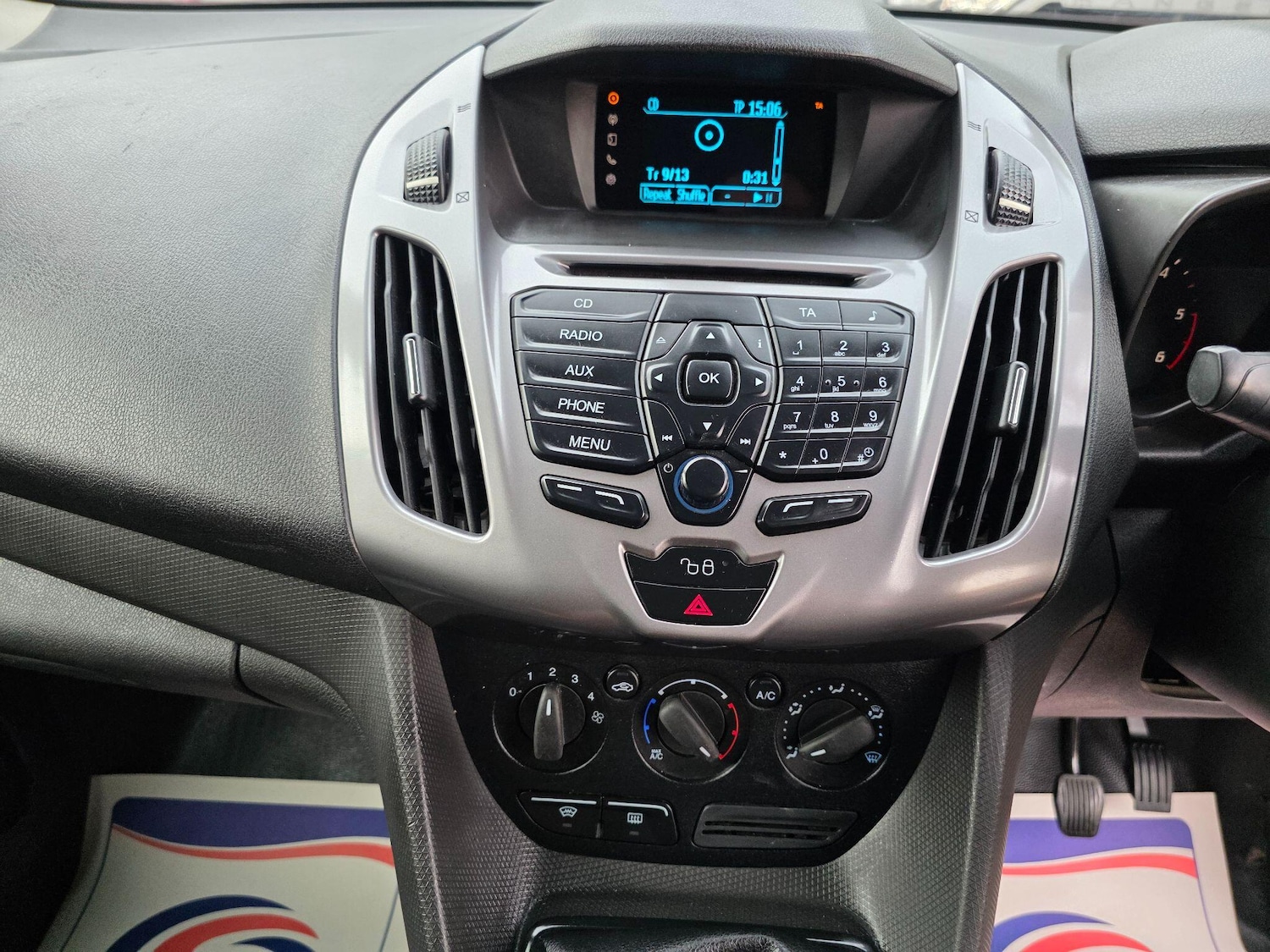 Used Ford Transit Connect 2018 for sale - 76121482: Photo 18