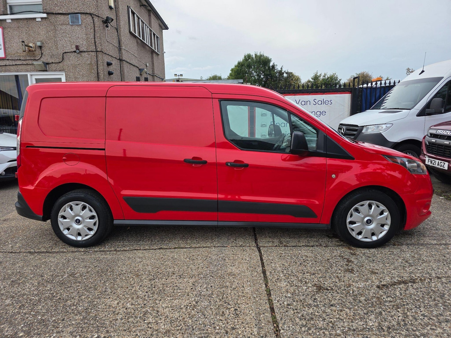 Used Ford Transit Connect 2018 for sale - 76121482: Photo 2
