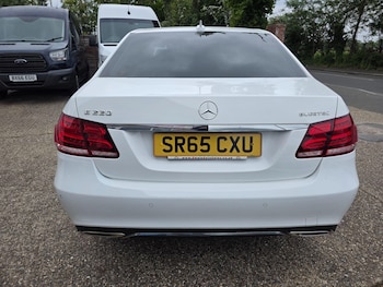 Used Mercedes-Benz E Class 2015 for sale - 78481461: Photo