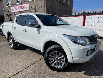 Mitsubishi - L200