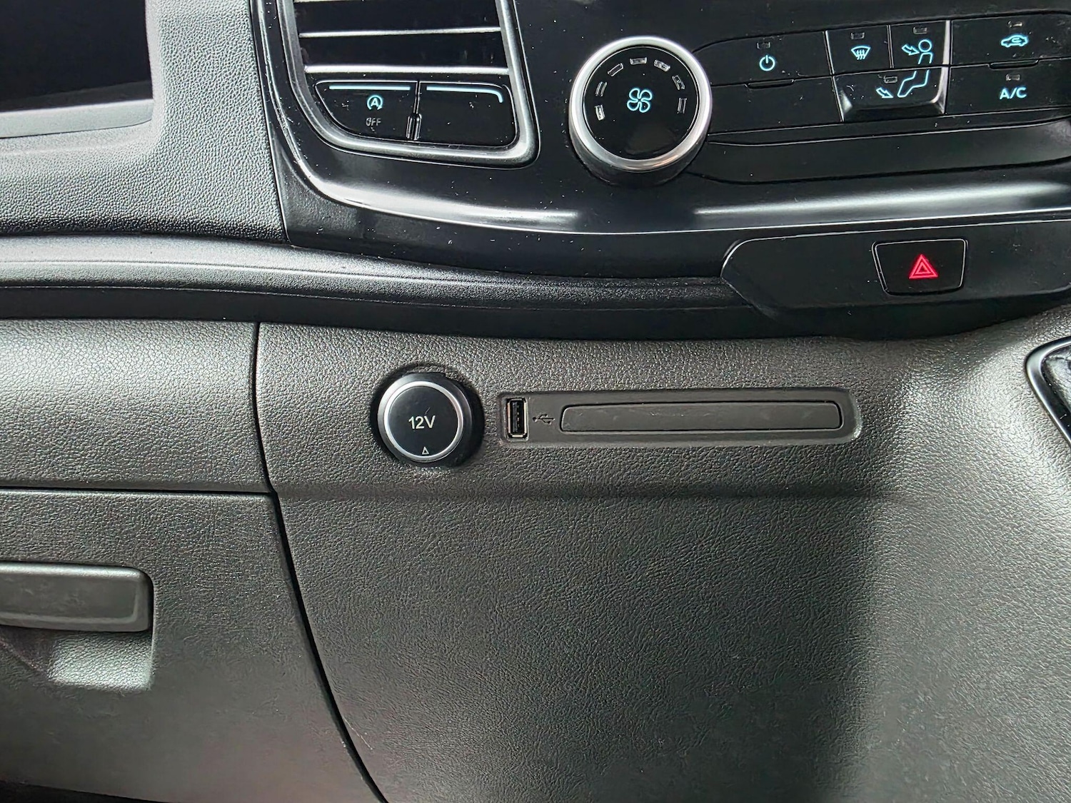 Used Ford Transit Custom 2020 for sale - 76992069: Photo 29