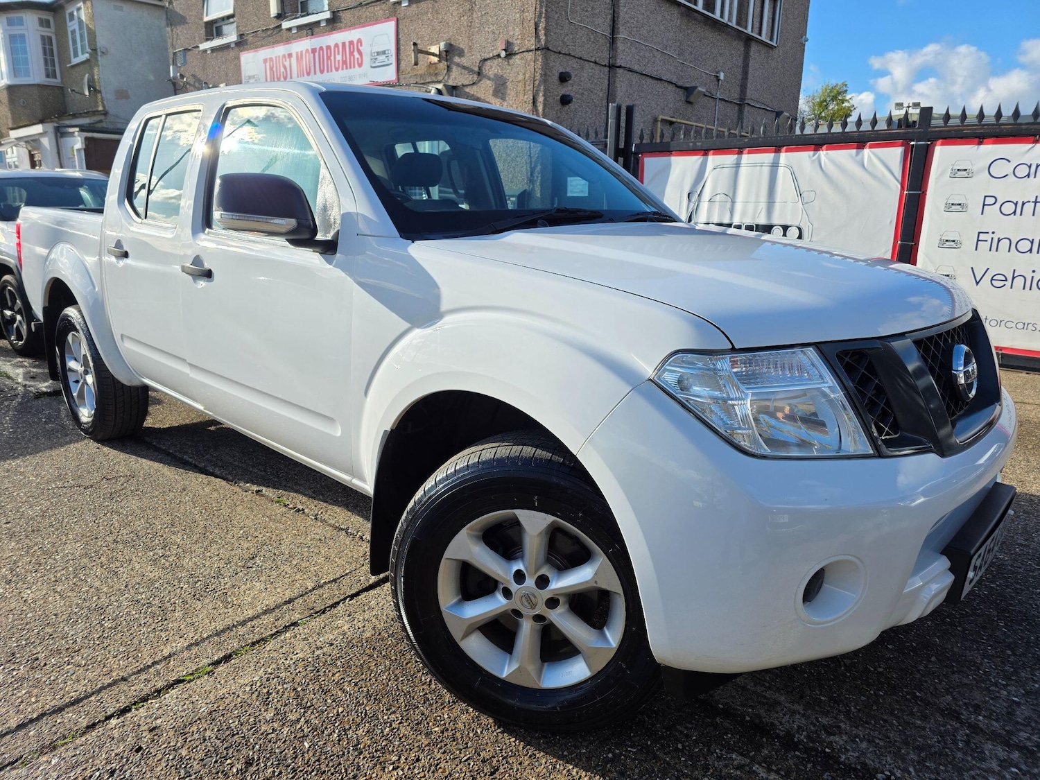 Used Nissan Navara 2014 for sale - 76456688: Photo 1