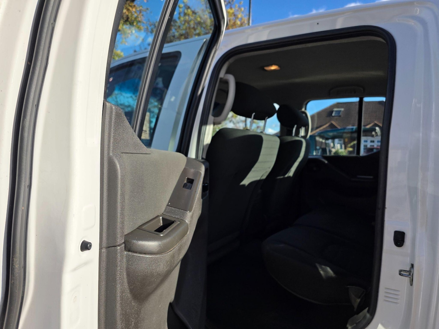 Used Nissan Navara 2014 for sale - 76456688: Photo 35