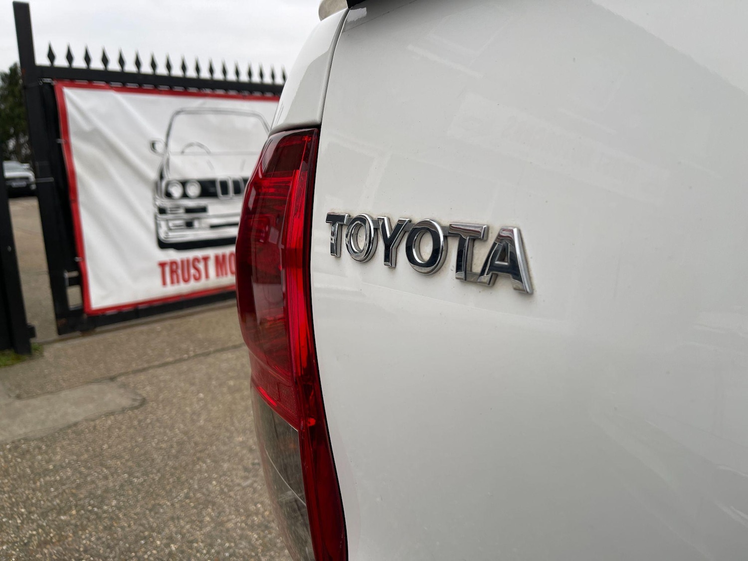 Used Toyota Hilux 2018 for sale - 76743393: Photo 21