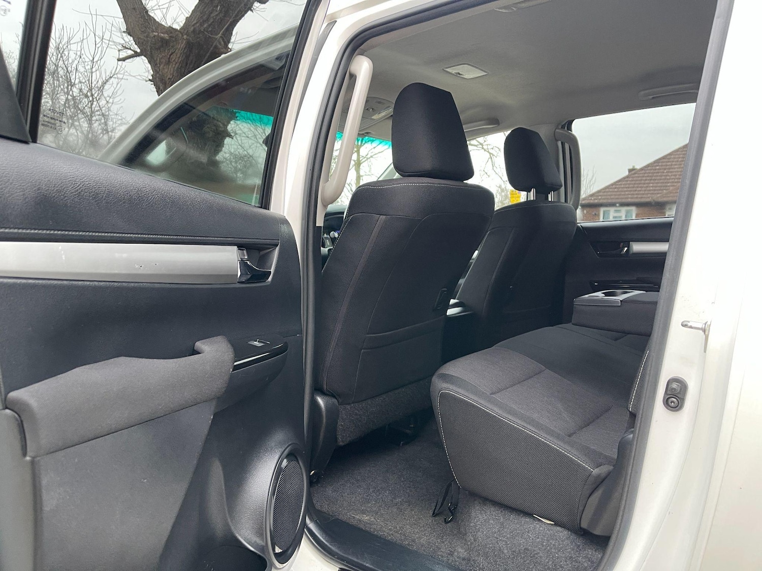 Used Toyota Hilux 2018 for sale - 76743393: Photo 39