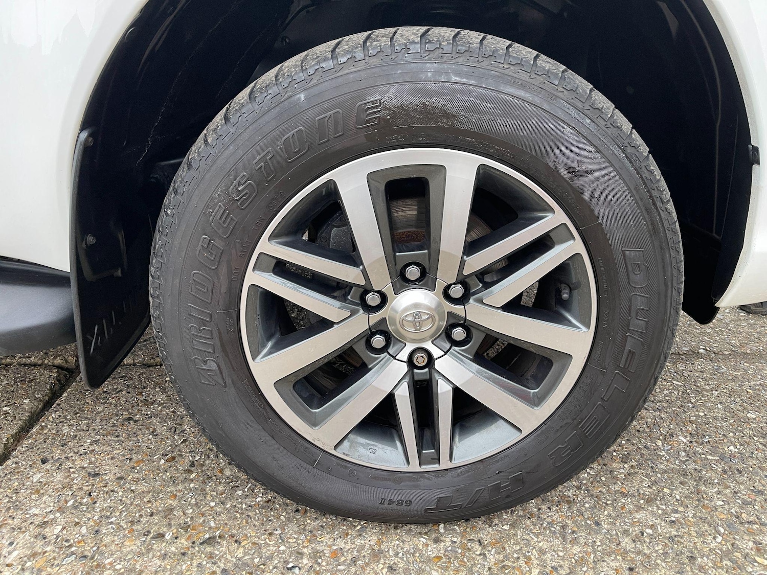 Used Toyota Hilux 2018 for sale - 76743393: Photo 41