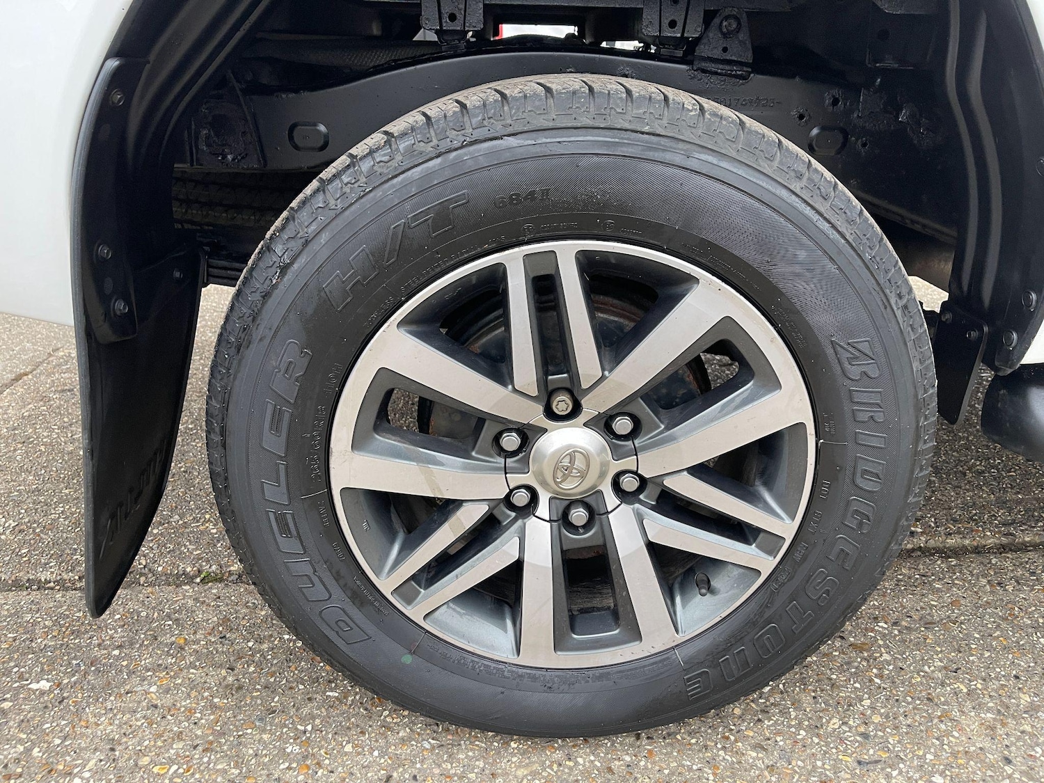 Used Toyota Hilux 2018 for sale - 76743393: Photo 42