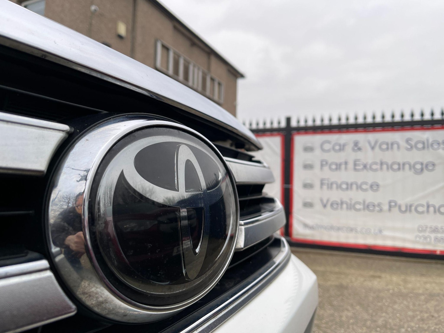 Used Toyota Hilux 2018 for sale - 76743393: Photo 52