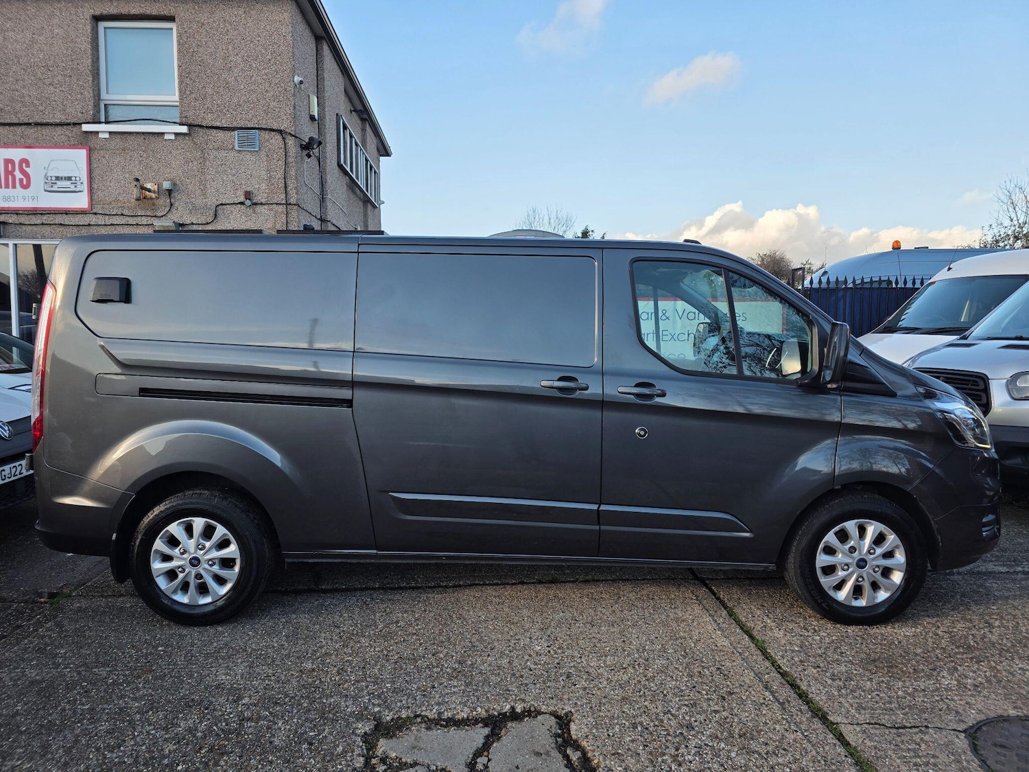 Used Ford Transit Custom 2019 for sale - 76801334: Photo 2