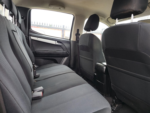 Used Isuzu D-Max 2016 for sale - 73982098: Photo 15