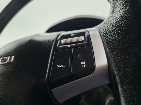 Used Isuzu D-Max 2016 for sale - 73982098: Photo 26