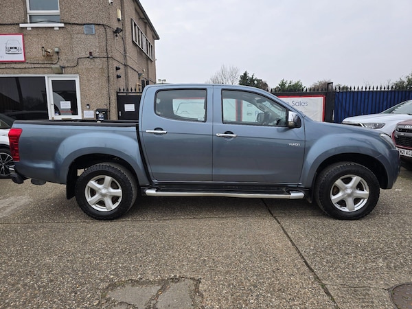 Used Isuzu D-Max 2016 for sale - 73982098: Photo 2