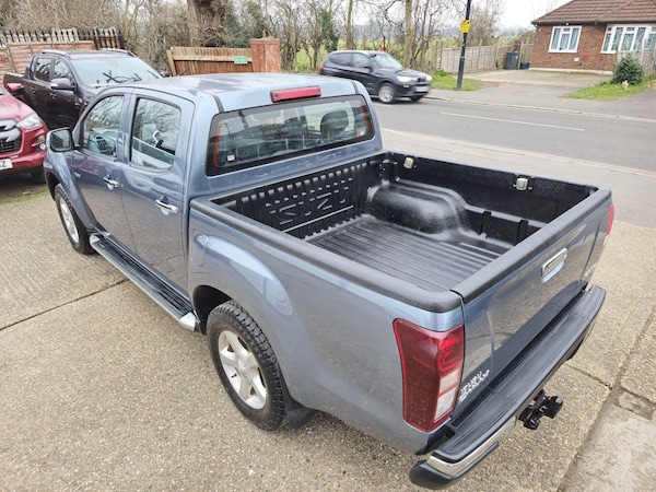 Used Isuzu D-Max 2016 for sale - 73982098: Photo 37