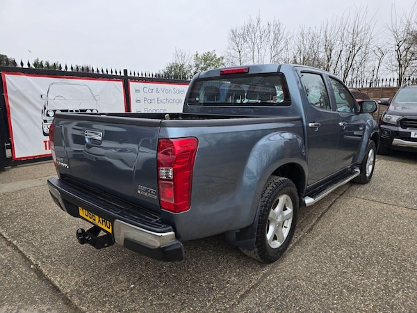 Used Isuzu D-Max 2016 for sale - 73982098: Photo 3