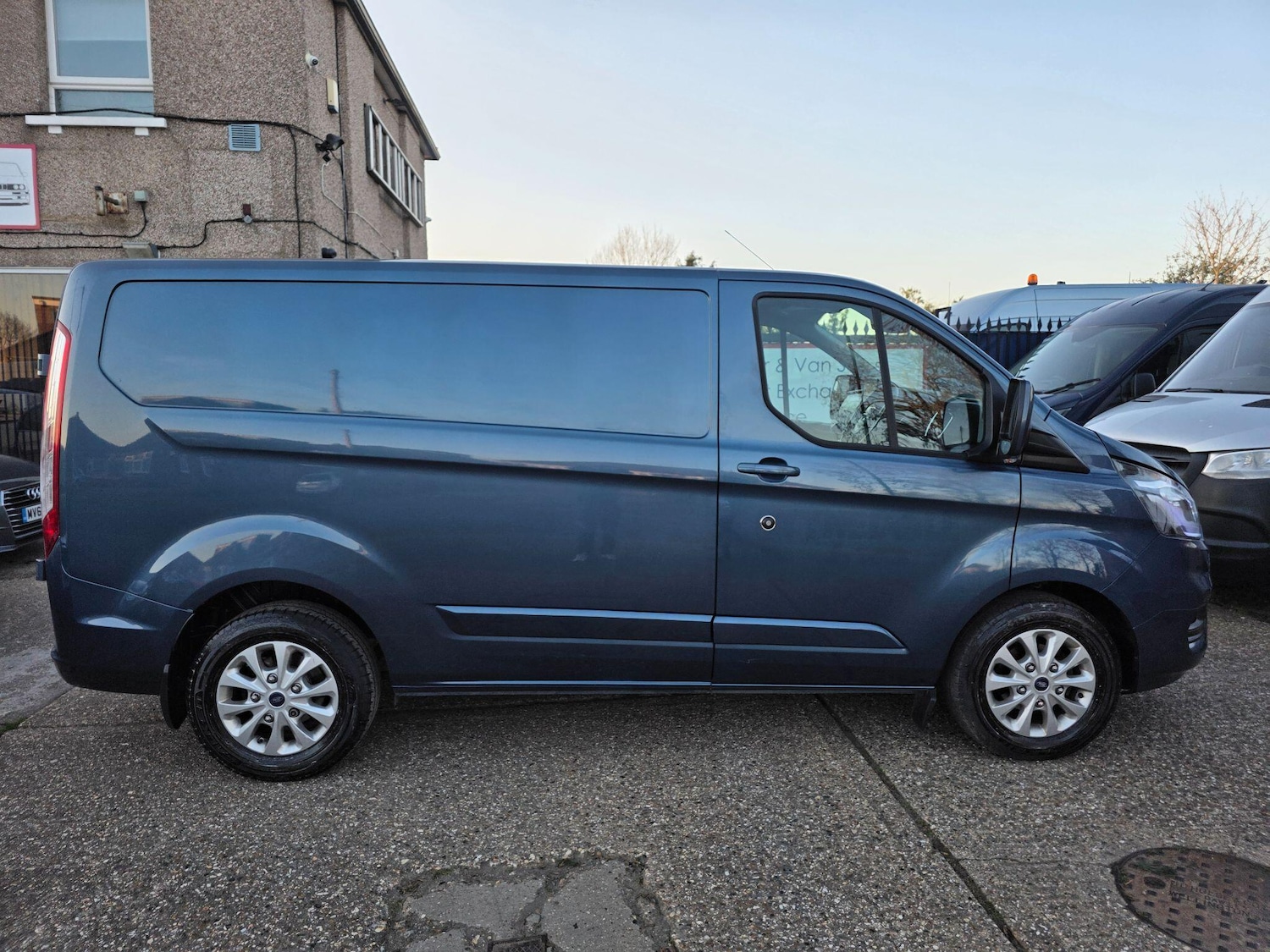 Used Ford Transit Custom 2019 for sale - 77737221: Photo 2