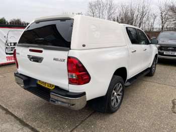 Used Toyota Hilux 2018 for sale - 73742892: Photo