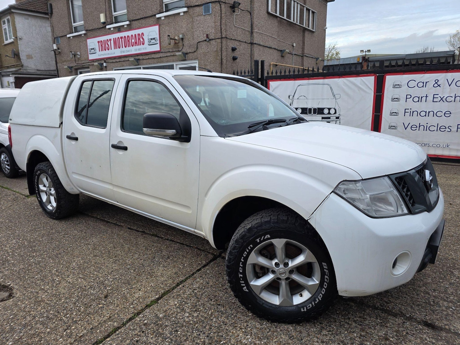 Used Nissan Navara 2015 for sale - 76585426: Photo 1