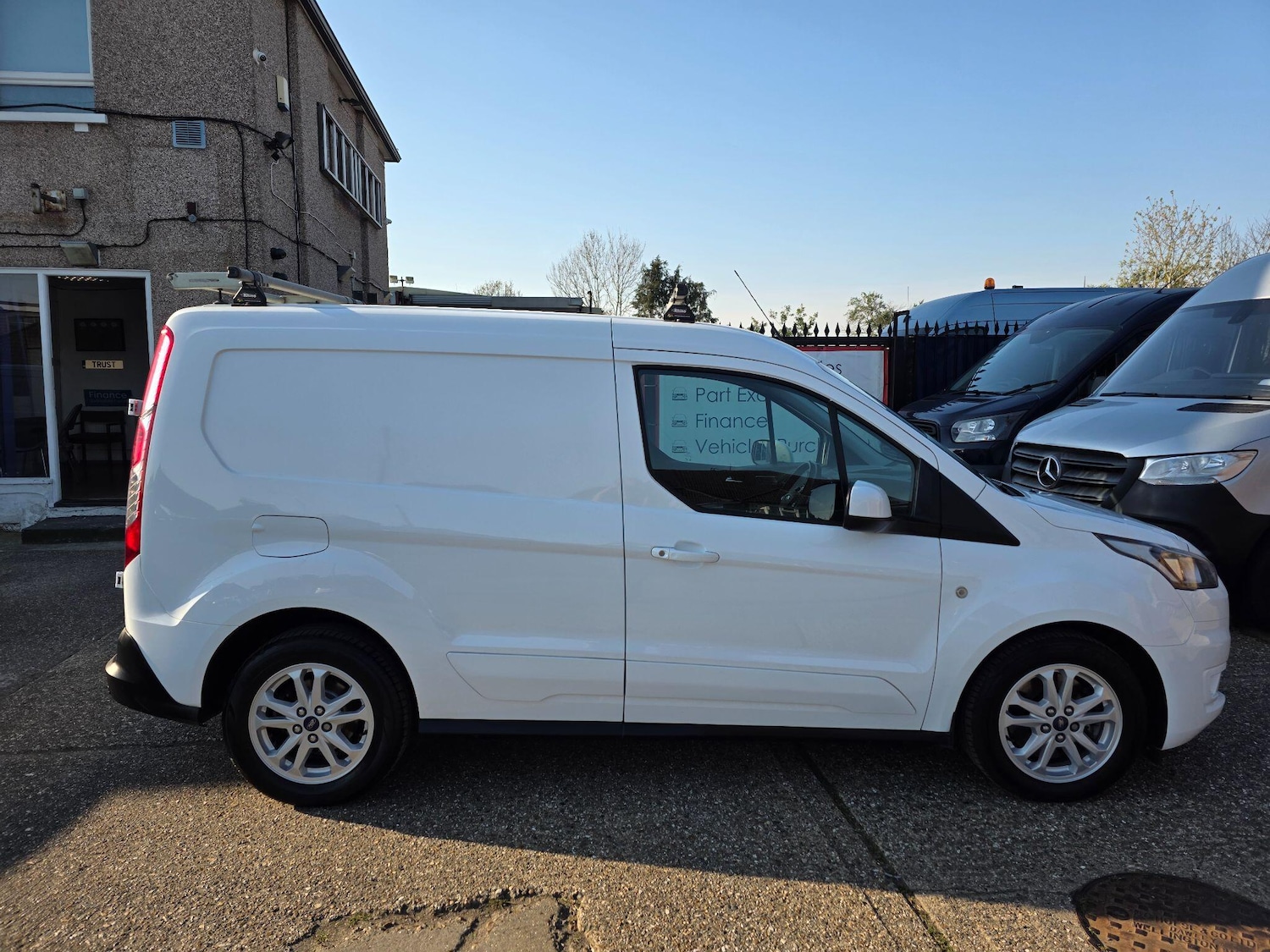 Used Ford Transit Connect 2020 for sale - 78006721: Photo 2