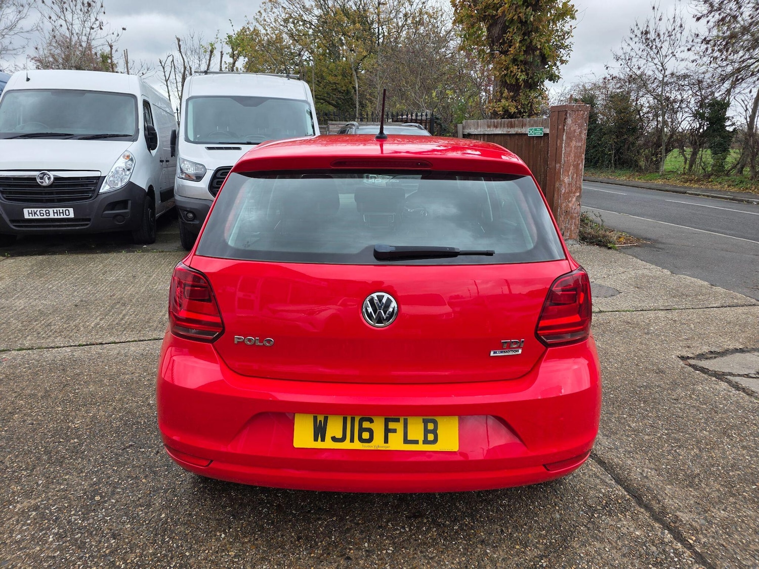 Used Volkswagen Polo 2016 for sale - 76562038: Photo 4