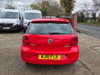 Used Volkswagen Polo 2016 for sale - 76562038: Photo
