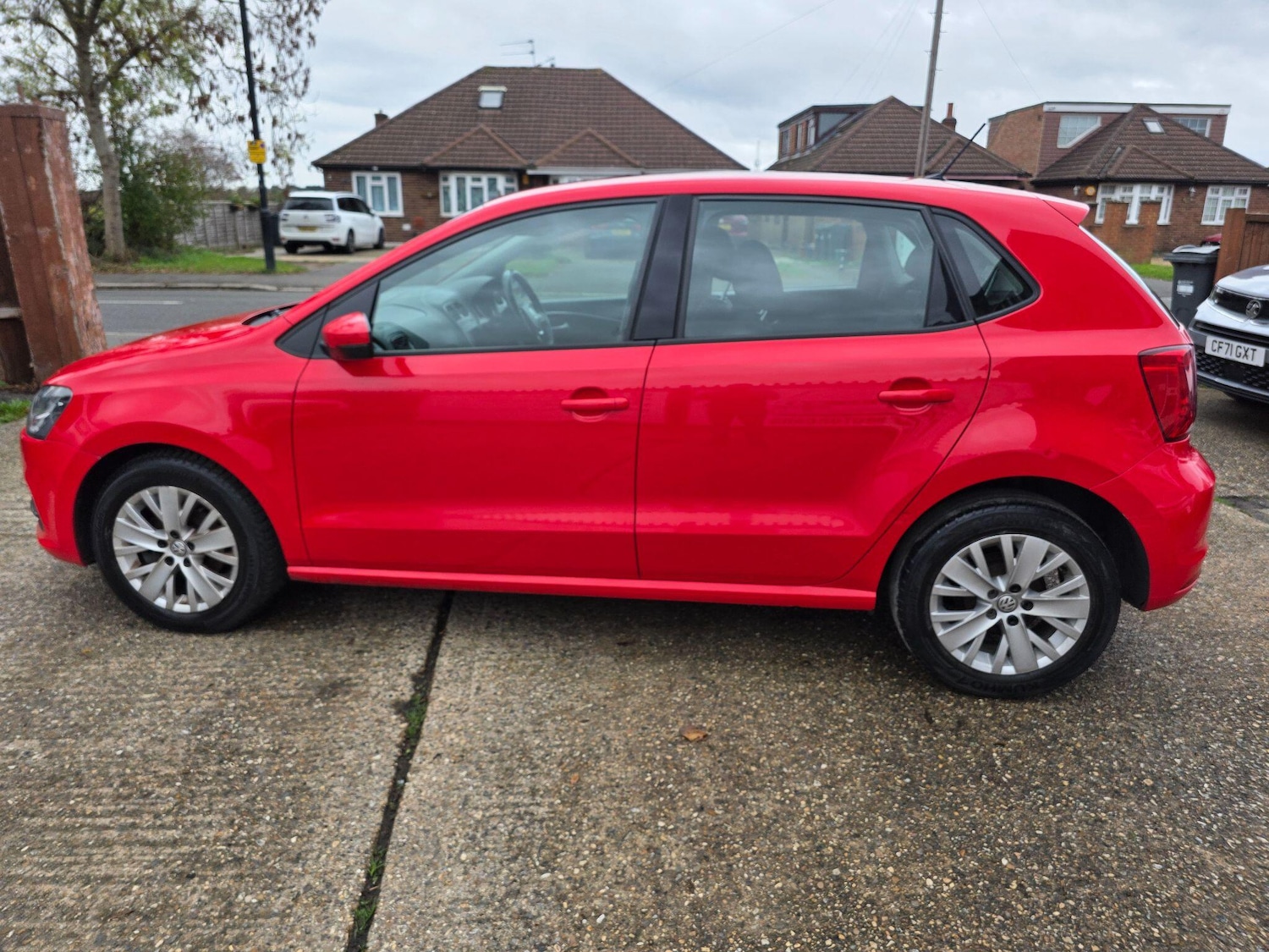Used Volkswagen Polo 2016 for sale - 76562038: Photo 7