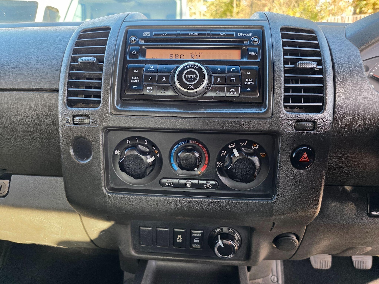 Used Nissan Navara 2014 for sale - 77484642: Photo 12