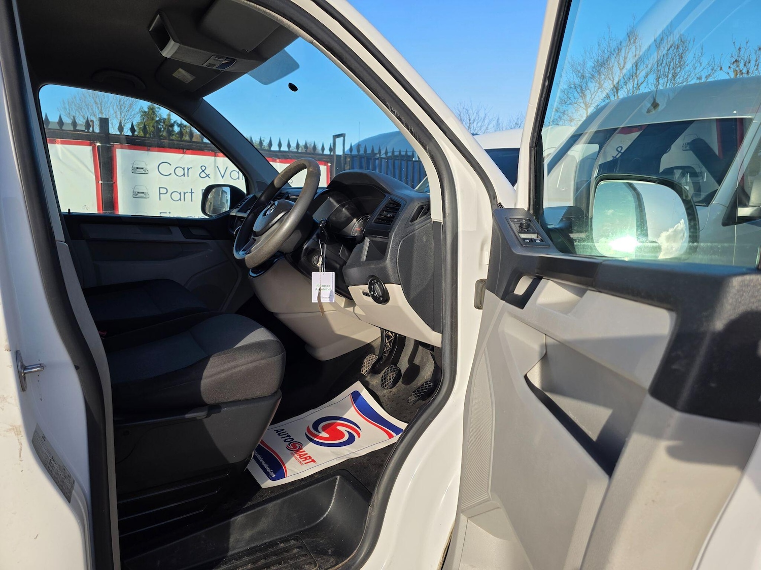 Used Volkswagen Transporter 2018 for sale - 77016644: Photo 13