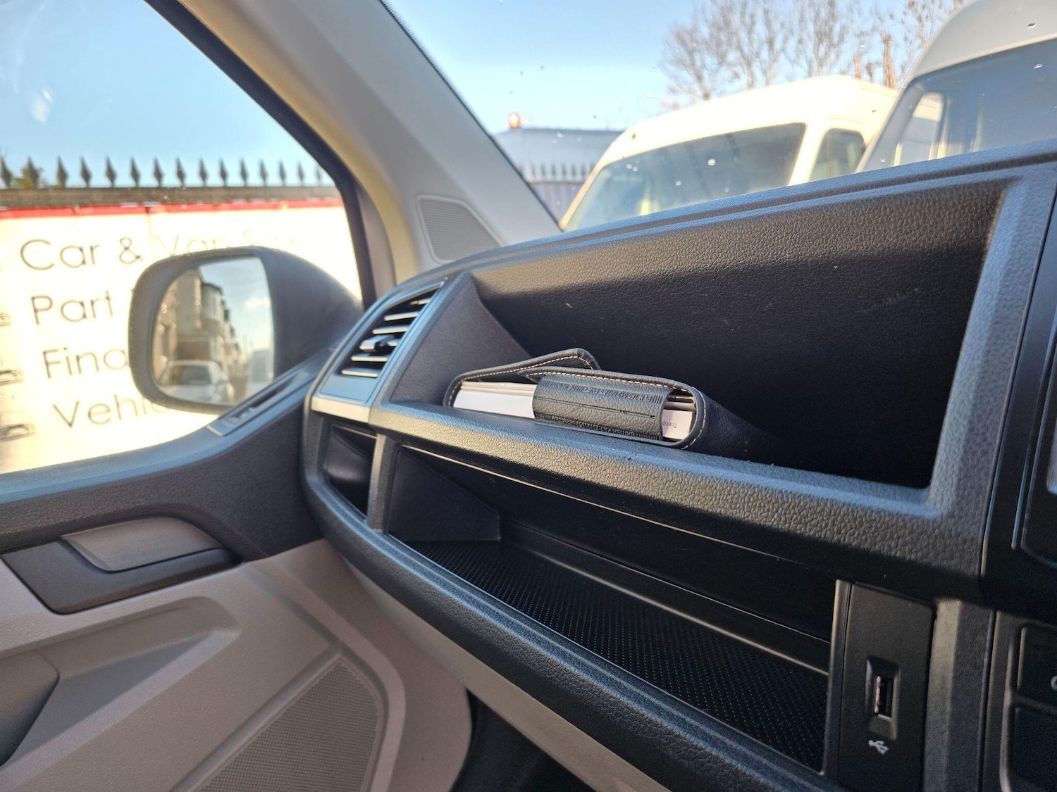 Used Volkswagen Transporter 2018 for sale - 77016644: Photo 21