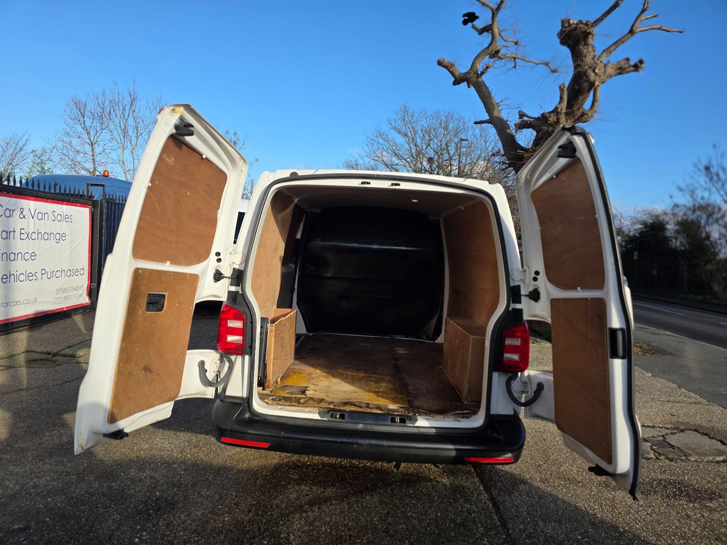 Used Volkswagen Transporter 2018 for sale - 77016644: Photo 5