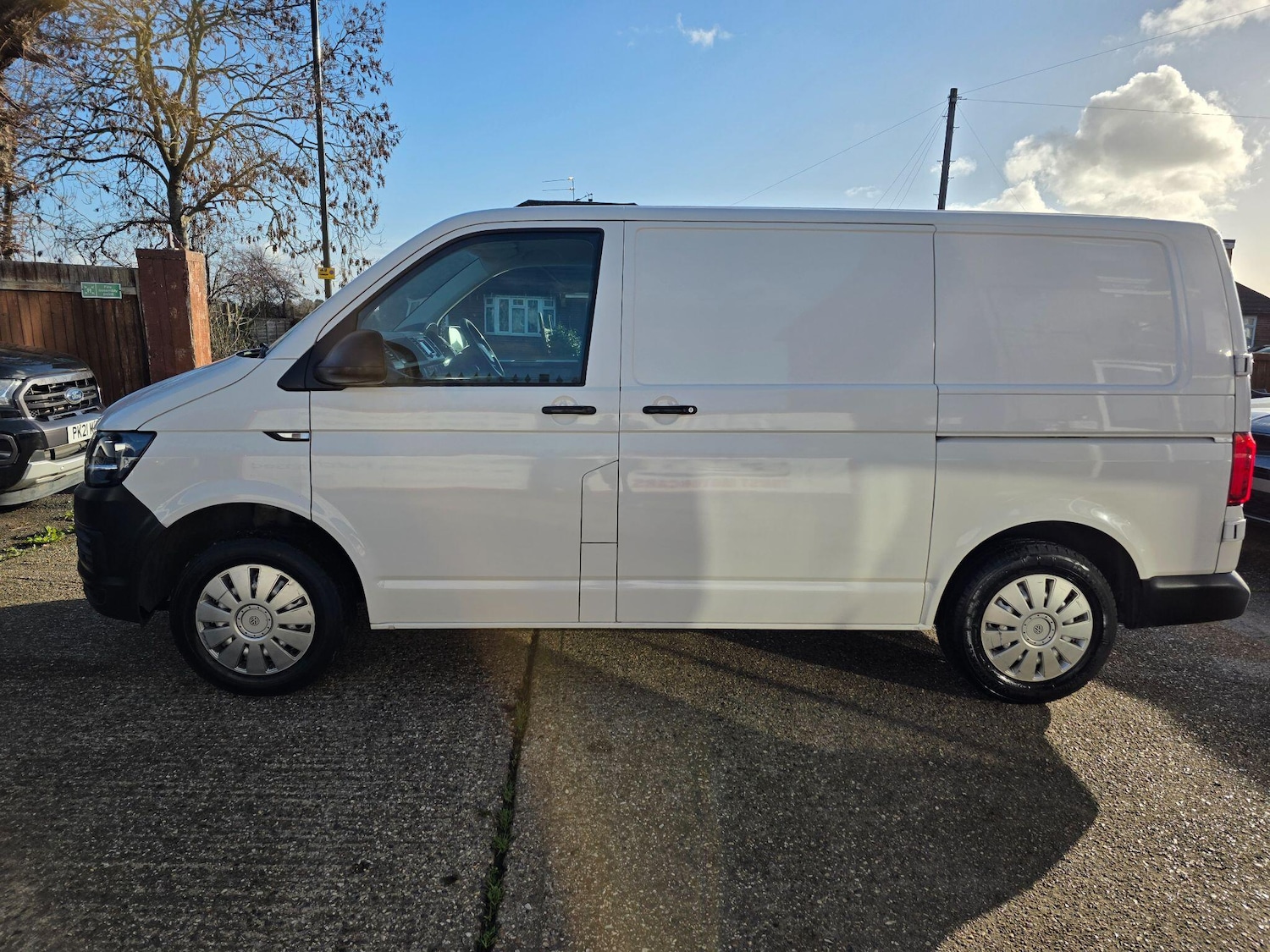 Used Volkswagen Transporter 2018 for sale - 77016644: Photo 7