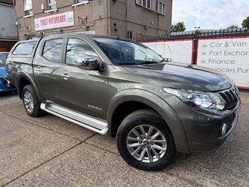 Mitsubishi - L200