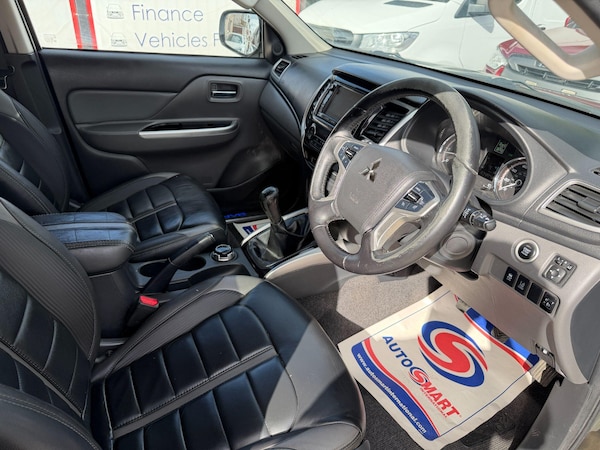 Used Mitsubishi L200 2017 for sale - 76200172: Photo 9