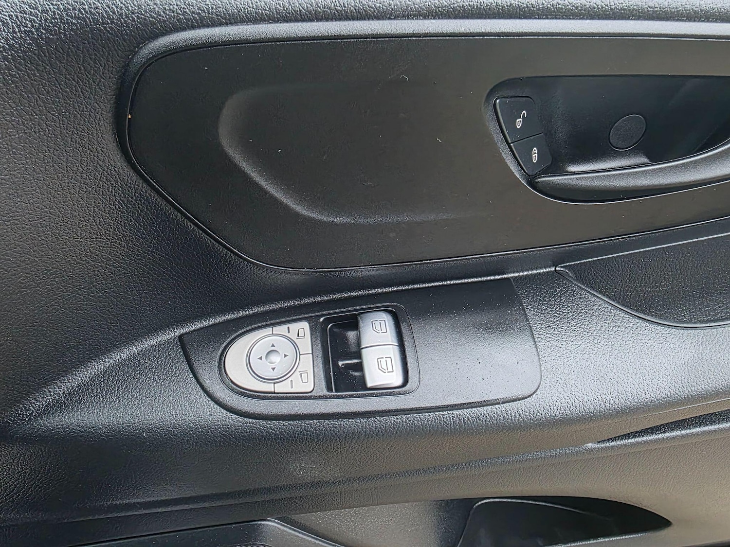 Used Mercedes-Benz Vito for sale - 77175795: Photo 29