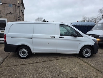 Used Mercedes-Benz Vito 2021 for sale - 77175795: Photo